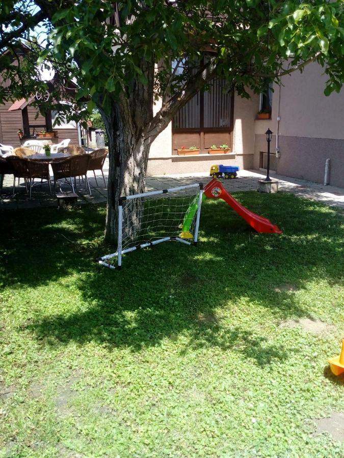 Tulman Apartment Balatonbereny Exterior photo